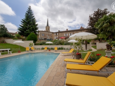 Piscine du domaine de la réserve à Coublanc